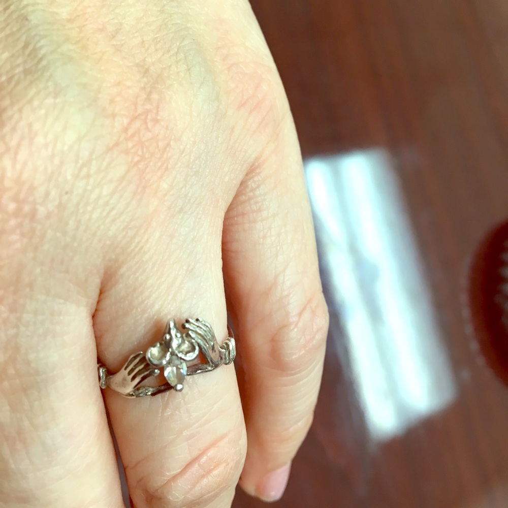 Sterling silver ring -size 6